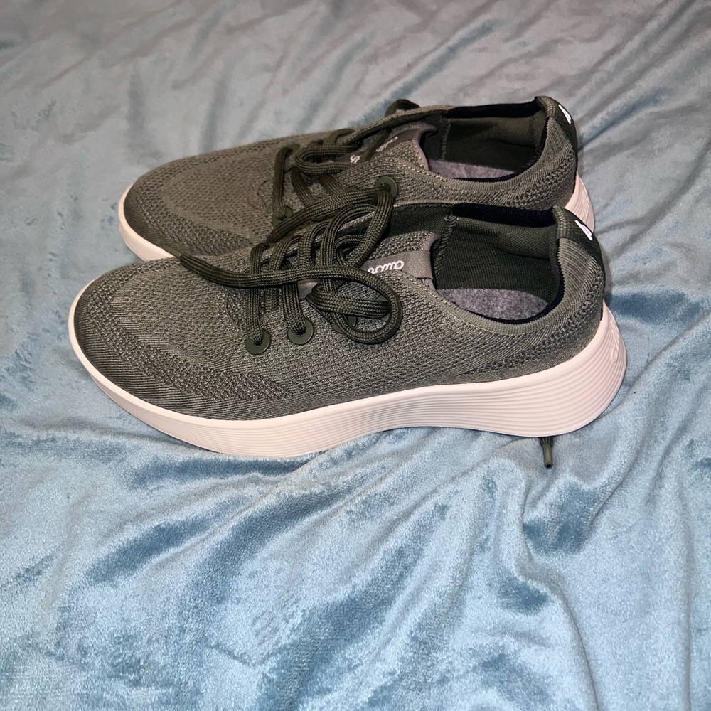 Allbirds tree runner go sneakers size 8.5